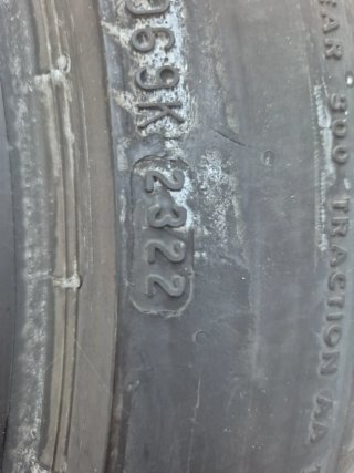 Neumaticos Bridgestone 245/45 R19 102Y