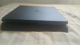 PS4 Slim 500GB + 2 Mandos y Juegos
