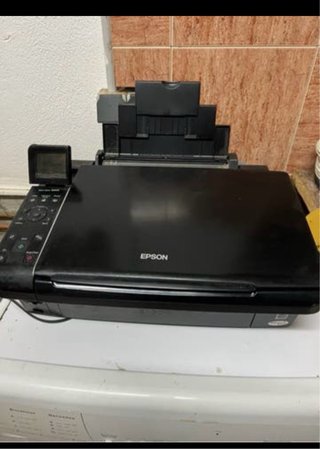 Impresora Epson Negra Seminueva