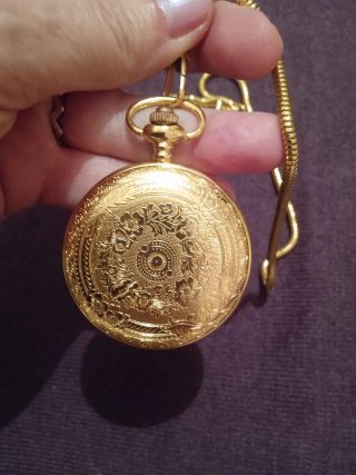 RELOJ CHAPADO EN ORO