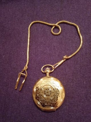 RELOJ CHAPADO EN ORO