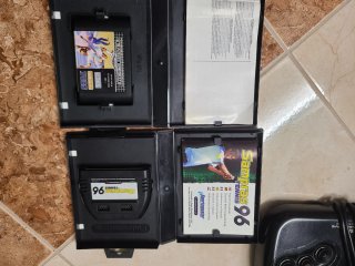 Lote SEGA Mega Drive: Juegos y Mando