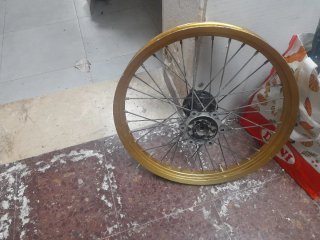 Horquillas Rieju y llantas