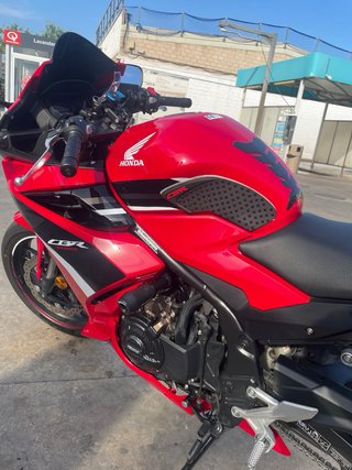 Honda CBR500R 2022