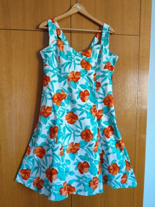 Vestido Verano Flores Naranja y Blanco
