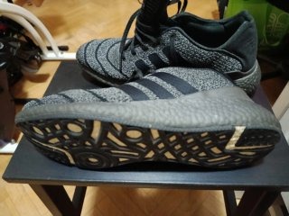Zapatillas Adidas Negras y Grises Boost