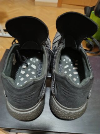 Zapatillas Adidas Negras y Grises Boost