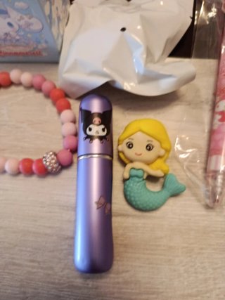 Lote Sanrio: Pulsera, Bolígrafo y Más