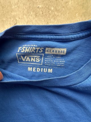 Camiseta Vans Off The Wall Y2K