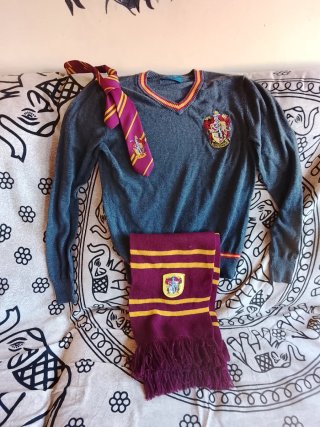 Conjunto Harry Potter: Jersey, Bufanda y Corbata
