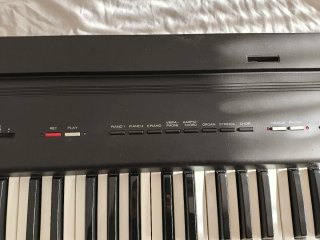 Piano Roland EP-7 IIe