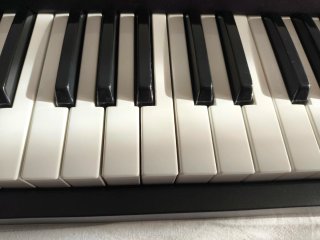 Piano Roland EP-7 IIe