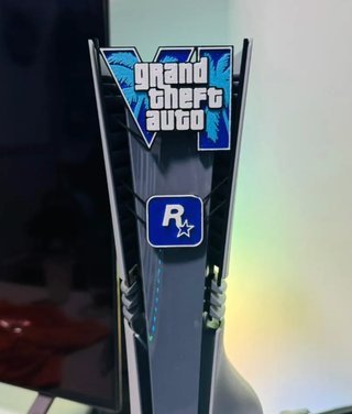 Embellecedor PS5 GTA V Rockstar