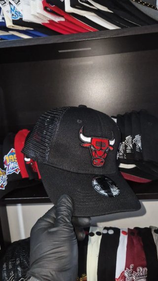 Gorra New Era Chicago Bulls 9FORTY Negra
