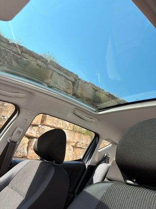 Peugeot 207 SW 2011 con techo panorámico