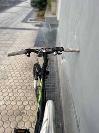 Bicicleta BH Montaña Negra/Verde