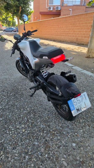Husqvarna Vitpilen 401 2023 A2