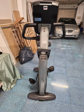 Bicicleta Estática BH Carbono