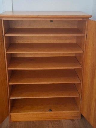 Zapatero de madera