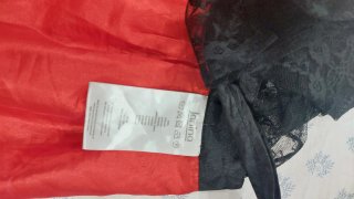 Grembiule raso e pizzo rosso nero