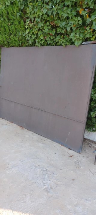 Puerta garaje hierro macizo con llave