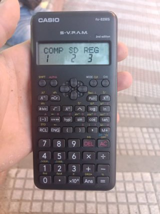 Calculadora Científica Casio fx-82MS