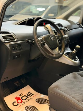 Toyota Verso 2014 SKYVIEW
