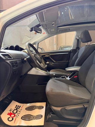 Toyota Verso 2014 SKYVIEW