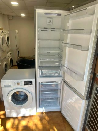 Pack Lavadora y Frigorífico Grundig