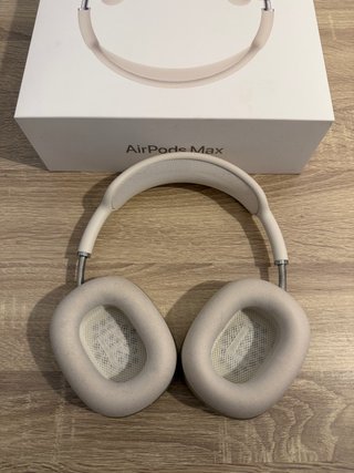 Apple AirPods Max 2