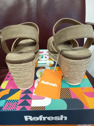 Sandalias cuña Refresh talla 36