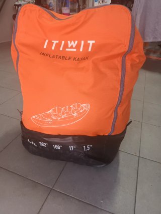 Kayak Itiwit hinclable 3 personas + accesorios