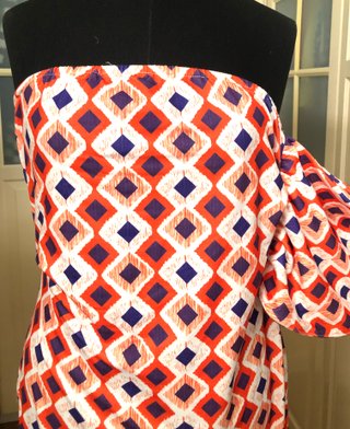 Vestido midi asimétrico talla L (40/42).