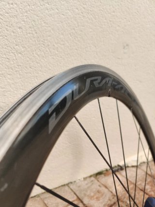 Rueda aero carbono Dura Ace C50 11v para zapata