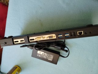 Docking Station Toshiba Portátil