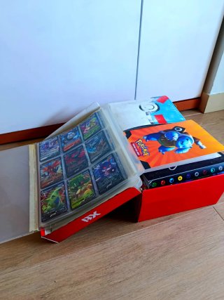 Lote Pokémon: Cajas y Álbumes (Réplicas)