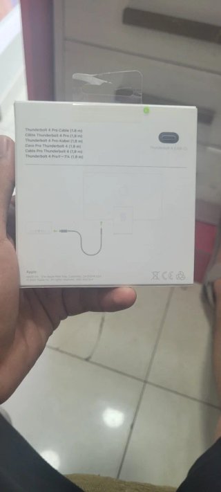 Cable Thunderbolt 4 Pro 1.8m Apple