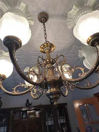 Lámpara araña clásica, bronce de 6 luces tulipanes