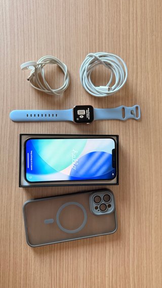 iPhone 12 Pro Max 256GB + Apple Watch SE 40mm