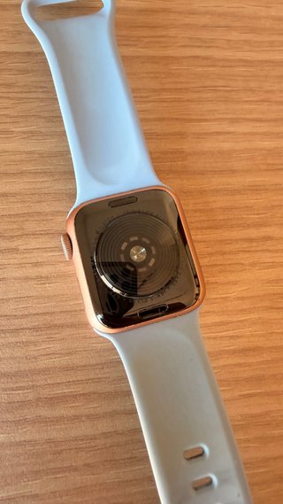 iPhone 12 Pro Max 256GB + Apple Watch SE 40mm