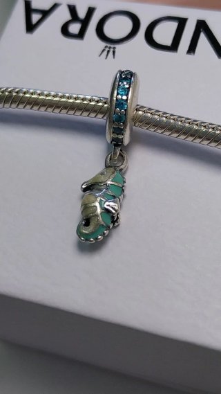 Charm Pandora Caballito de Mar.