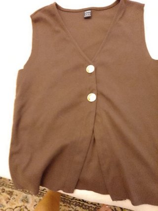 Chaleco marrón oscuro botones dorados talla S