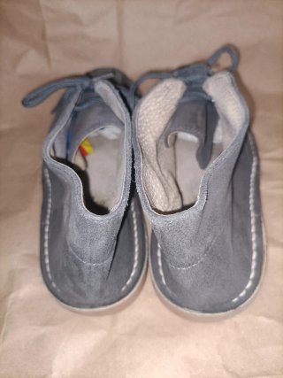 Botas niño ante gris