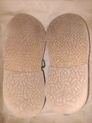 Botas niño ante gris