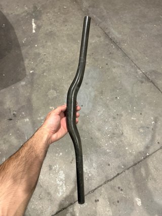Manillar carbono 600mm 31,8