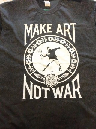 Camiseta Banksy Make Art Not War Talla XL