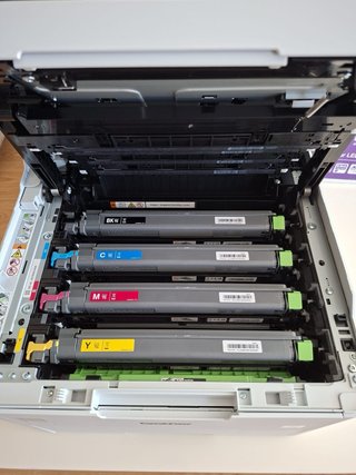 Titulo: Impresora Brother MFC-L3740CDWE