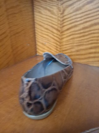 Zapatos de piel efecto cocodrilo