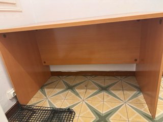 Escritorio de madera seminuevo