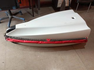 Kayak Rojo y Blanco con Remo